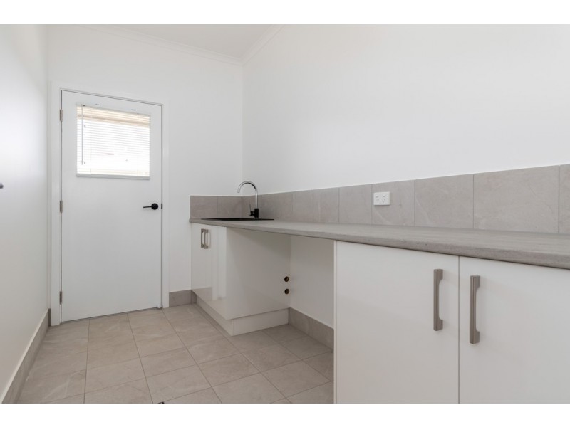 15 Gillian Grove, Broulee NSW 2537