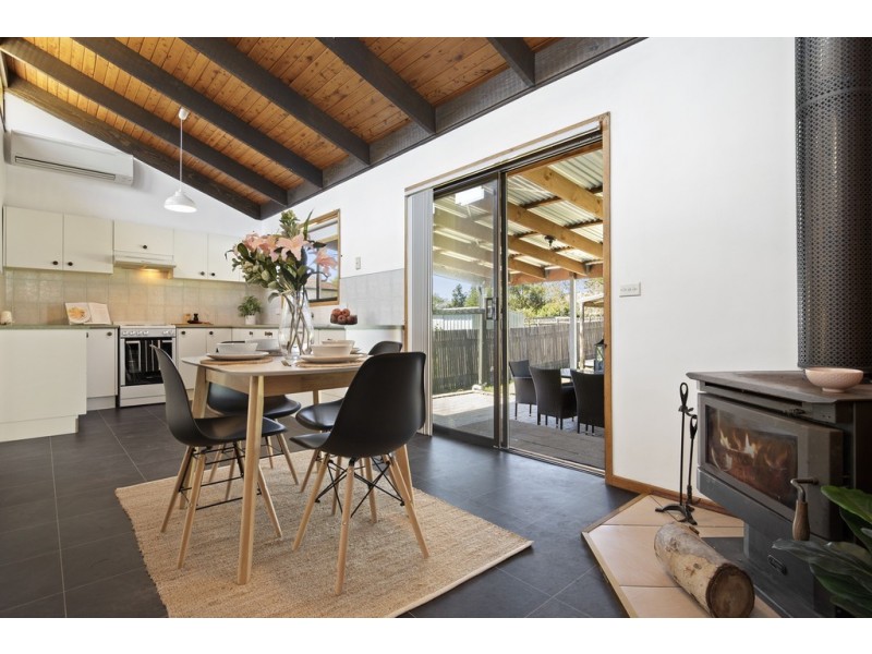 12 Heffernan Place, Moruya NSW 2537