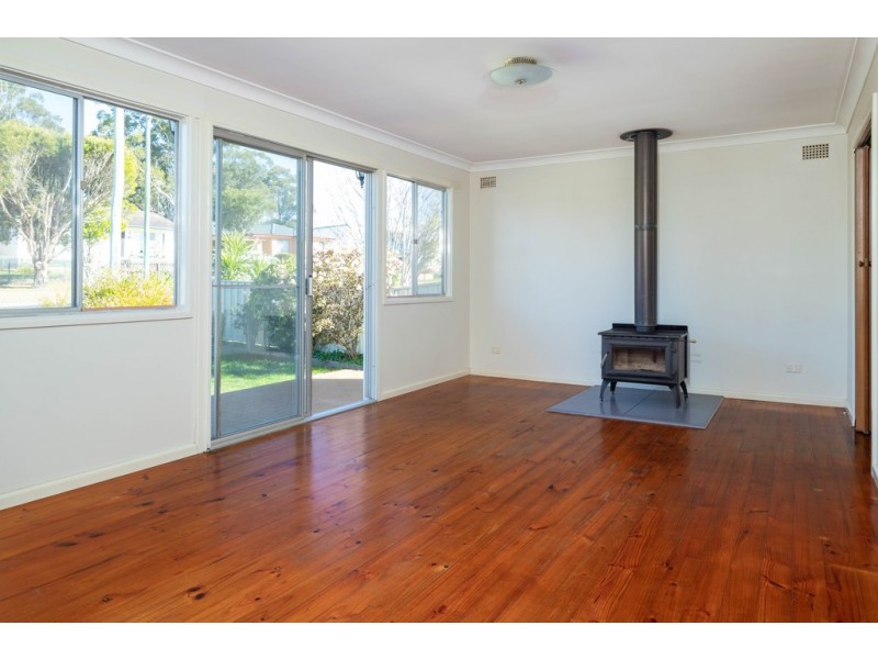 52 Bavarde Avenue, Batemans Bay NSW 2536