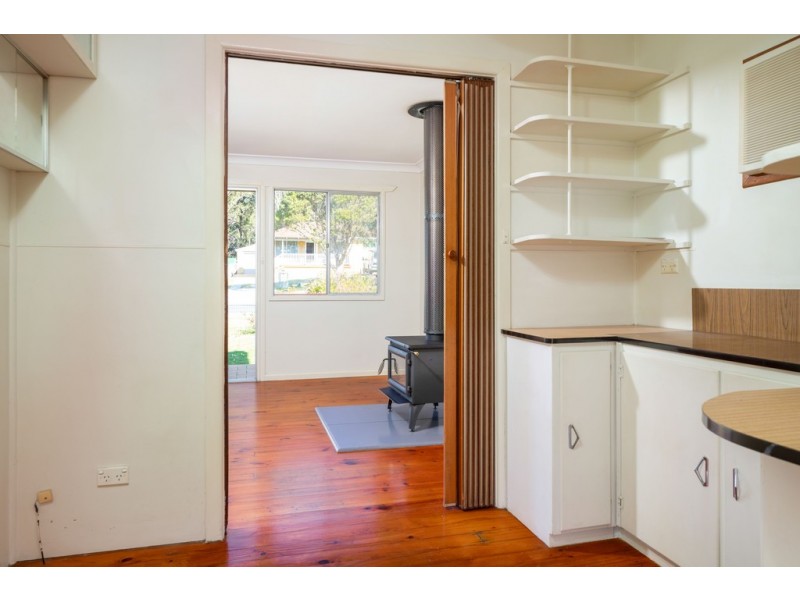 52 Bavarde Avenue, Batemans Bay NSW 2536