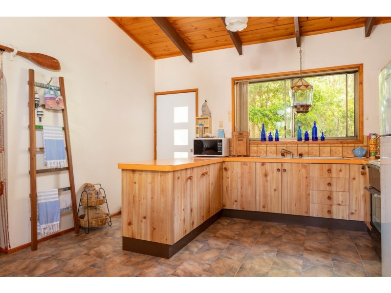 3 Karana Close, Long Beach NSW 2536