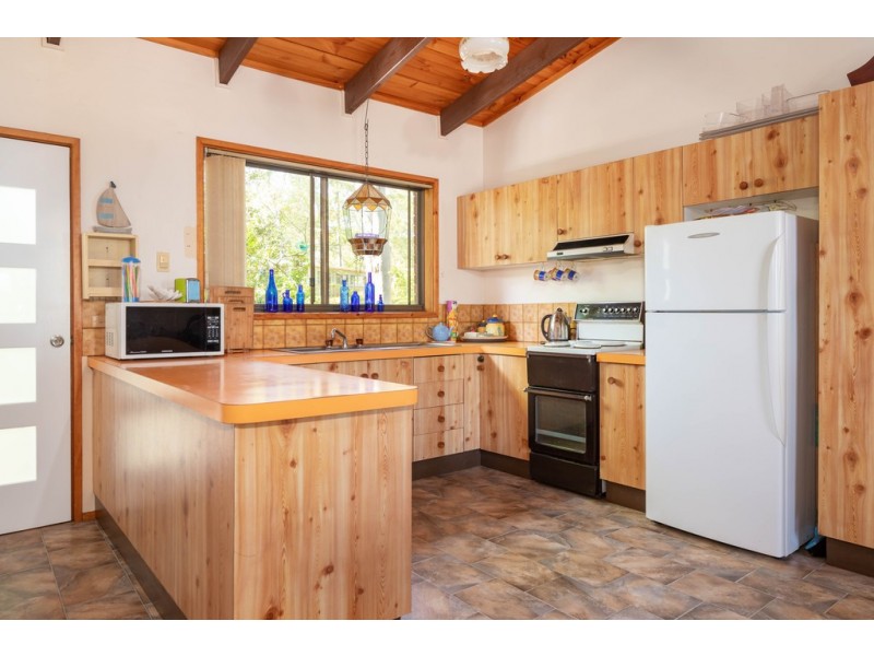 3 Karana Close, Long Beach NSW 2536