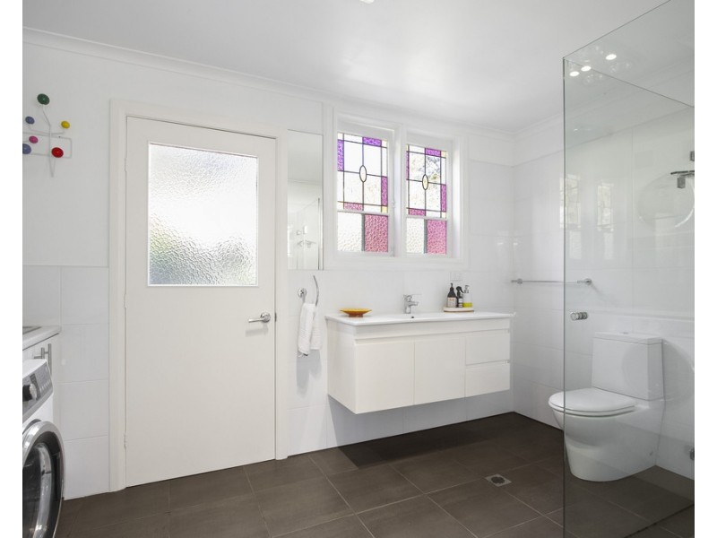 16 Annetts Parade, Mossy Point NSW 2537