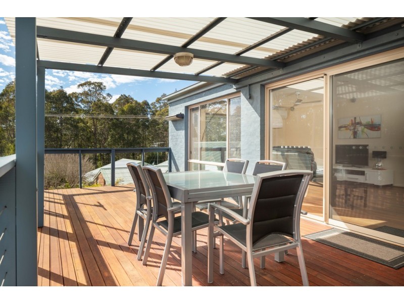 39 Thomas Mitchell Crescent, Sunshine Bay NSW 2536