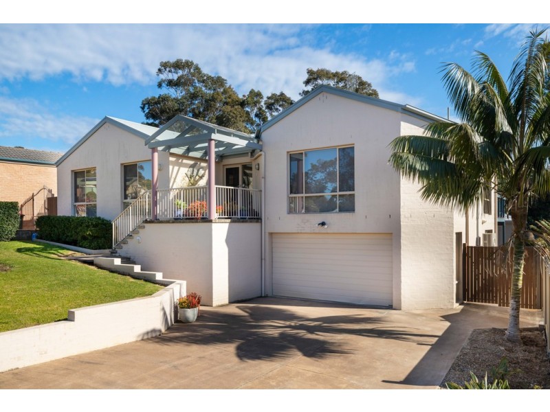 39 Thomas Mitchell Crescent, Sunshine Bay NSW 2536