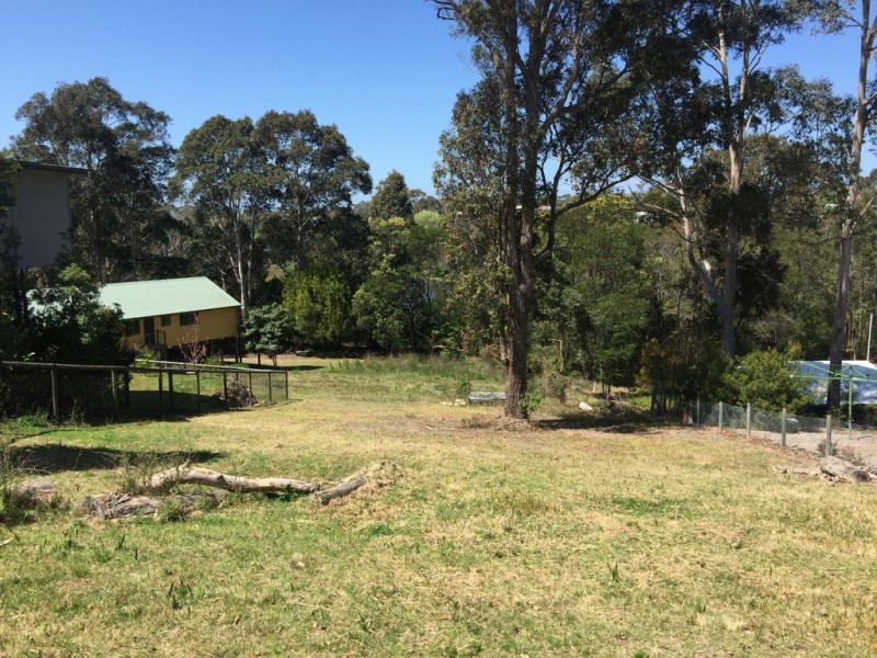 10 Hazel Road, Moruya Heads NSW 2537