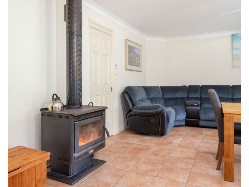 8 Bingie Road, Bergalia NSW 2537