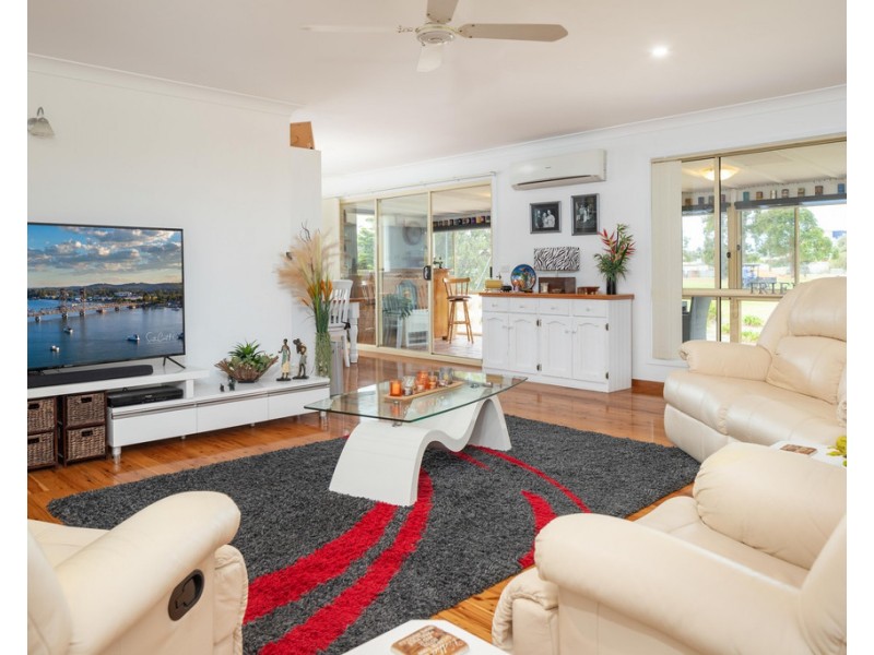 13A Bavarde Avenue, Batemans Bay NSW 2536