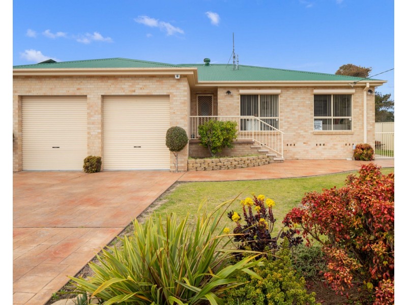 13A Bavarde Avenue, Batemans Bay NSW 2536