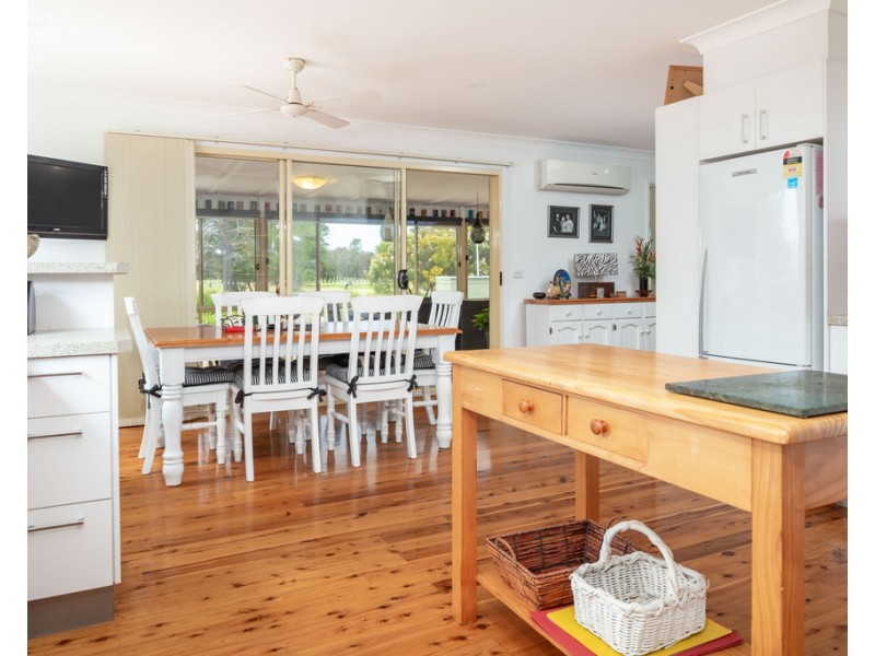 13A Bavarde Avenue, Batemans Bay NSW 2536