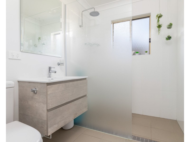 13A Bavarde Avenue, Batemans Bay NSW 2536