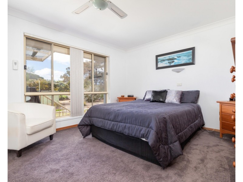 13A Bavarde Avenue, Batemans Bay NSW 2536