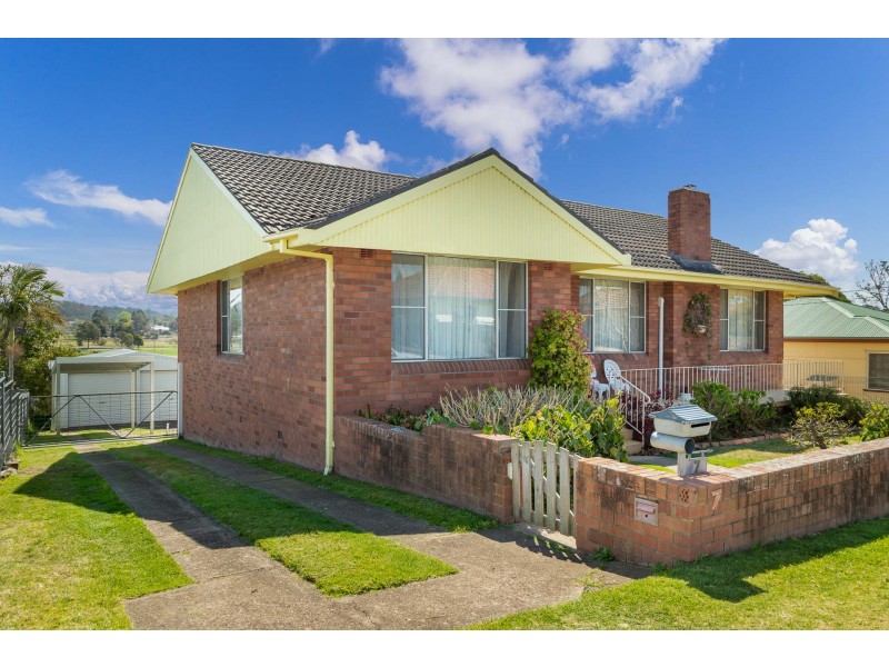 7 Foreman St, Moruya NSW 2537