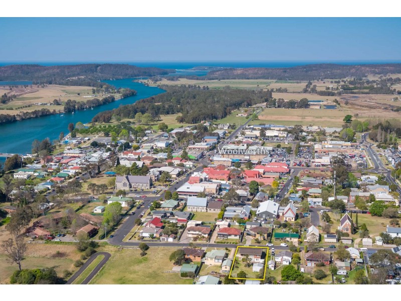 7 Foreman St, Moruya NSW 2537