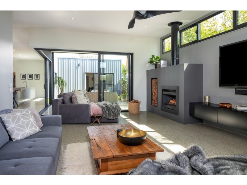 21 Bagarin Avenue, Tomakin NSW 2537