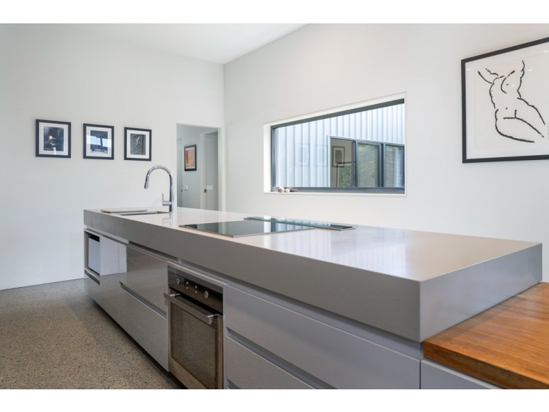 21 Bagarin Avenue, Tomakin NSW 2537