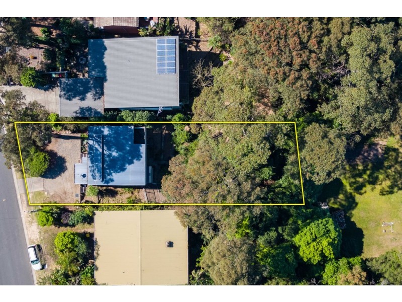 35 Forest Parade, Tomakin NSW 2537
