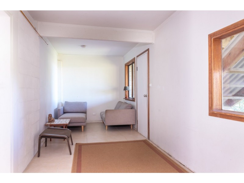 35 Forest Parade, Tomakin NSW 2537