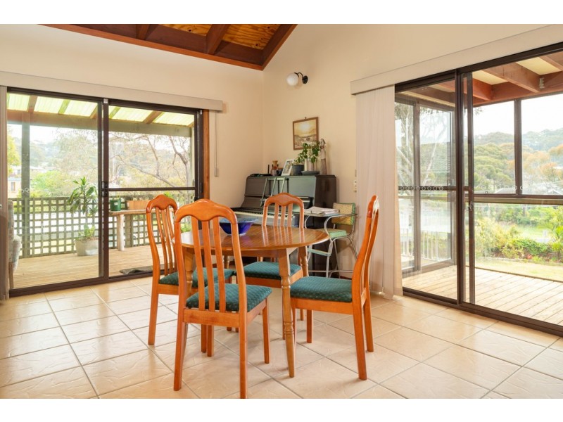 380 George Bass Drive, Malua Bay NSW 2536