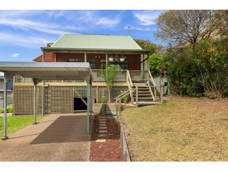 380 George Bass Drive, Malua Bay NSW 2536