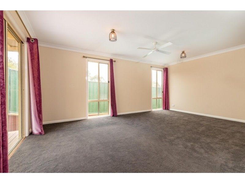 82 Spencer Street, Moruya NSW 2537