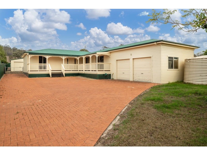 82 Spencer Street, Moruya NSW 2537