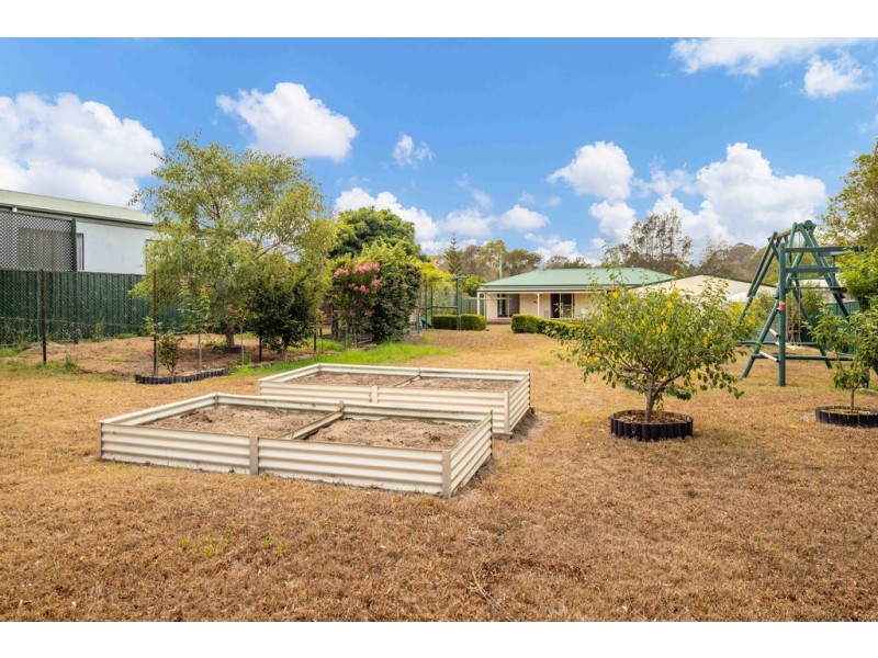 82 Spencer Street, Moruya NSW 2537