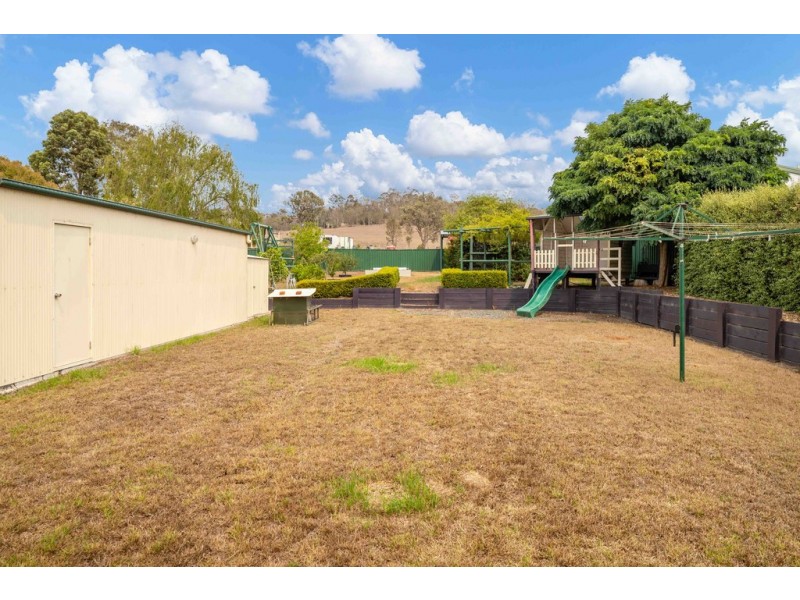 82 Spencer Street, Moruya NSW 2537