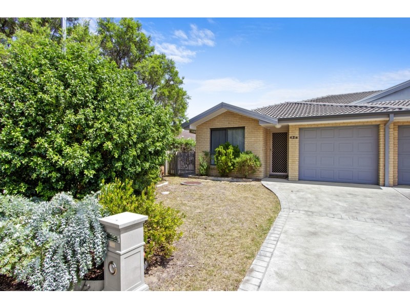 42A Candlagan Drive, Broulee NSW 2537