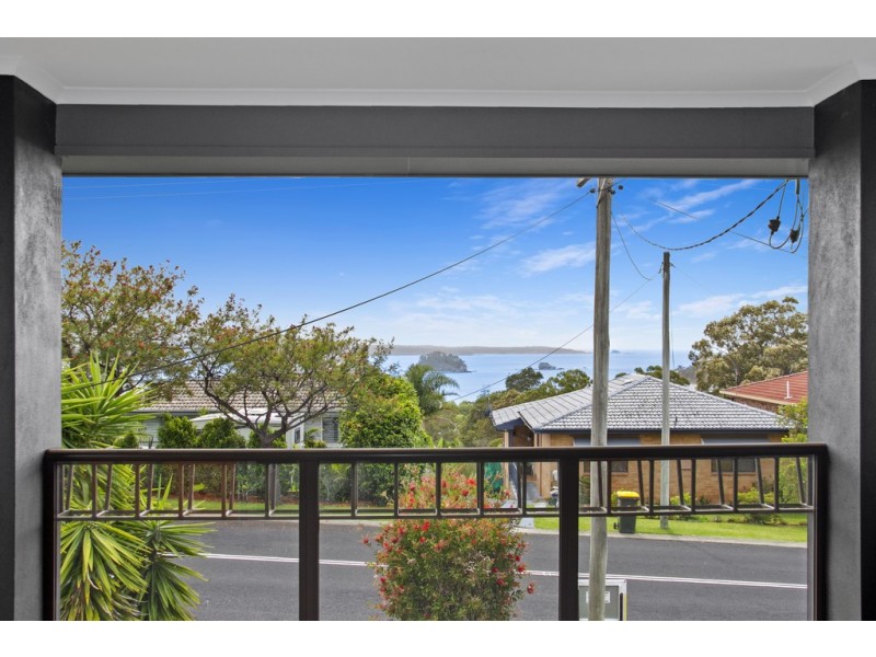 16 Calga Crescent, Catalina NSW 2536