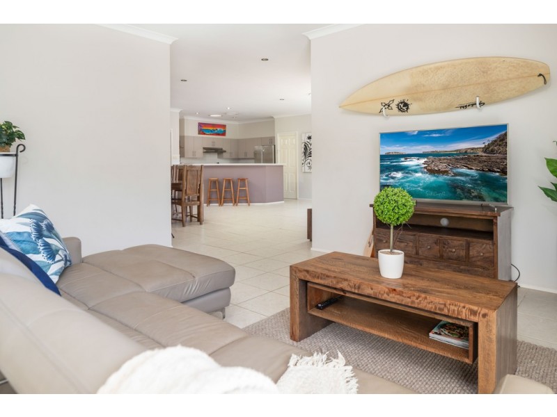 44 Grant Street, Broulee NSW 2537