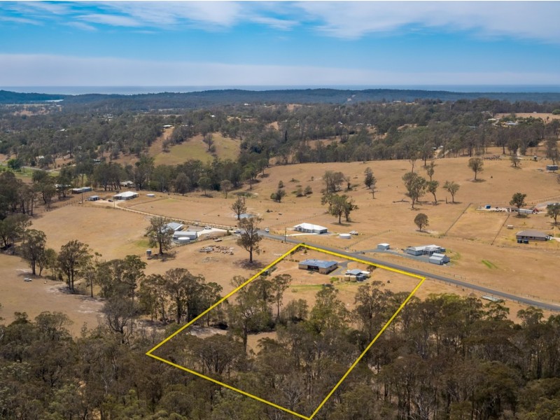15 Bull Paddock Lane, Moruya NSW 2537