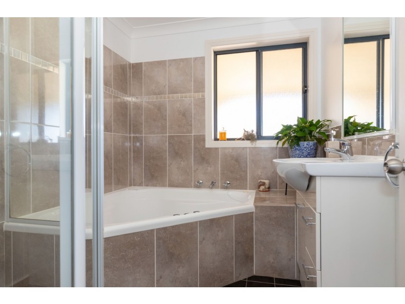 15 Bull Paddock Lane, Moruya NSW 2537