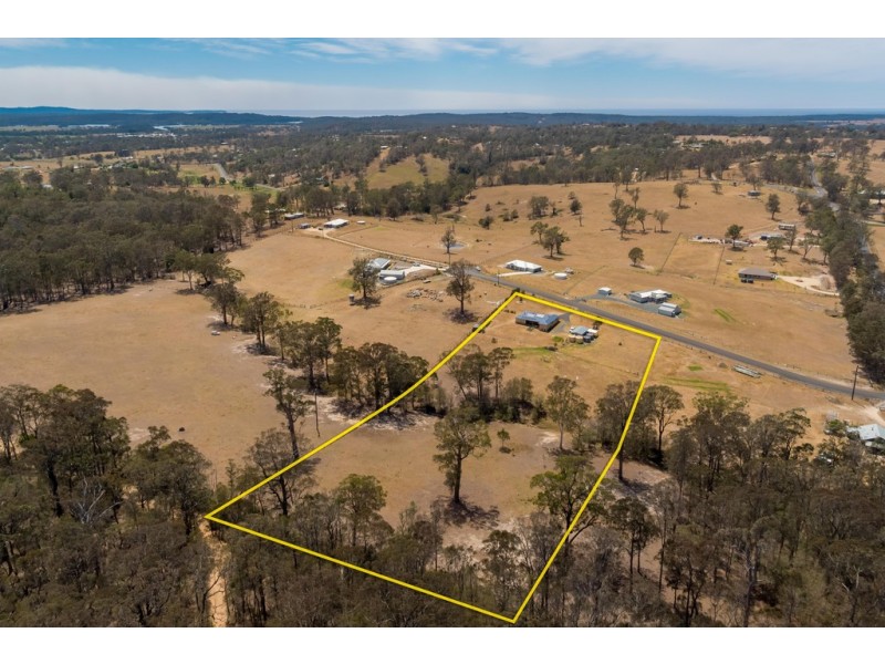 15 Bull Paddock Lane, Moruya NSW 2537