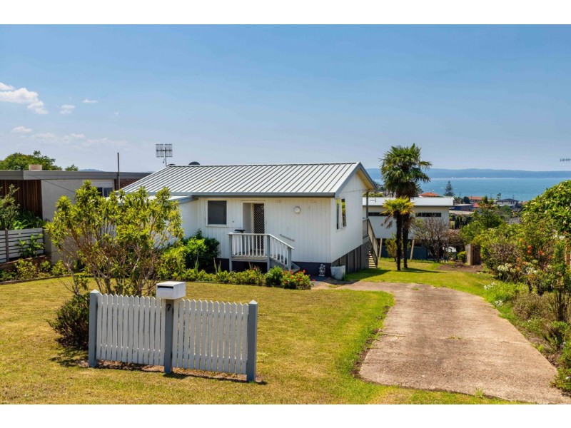 7 Ocean Road, Batehaven NSW 2536