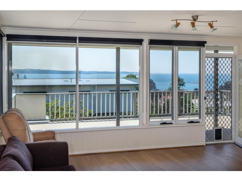 7 Ocean Road, Batehaven NSW 2536
