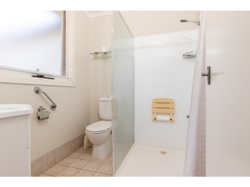 7 Ocean Road, Batehaven NSW 2536