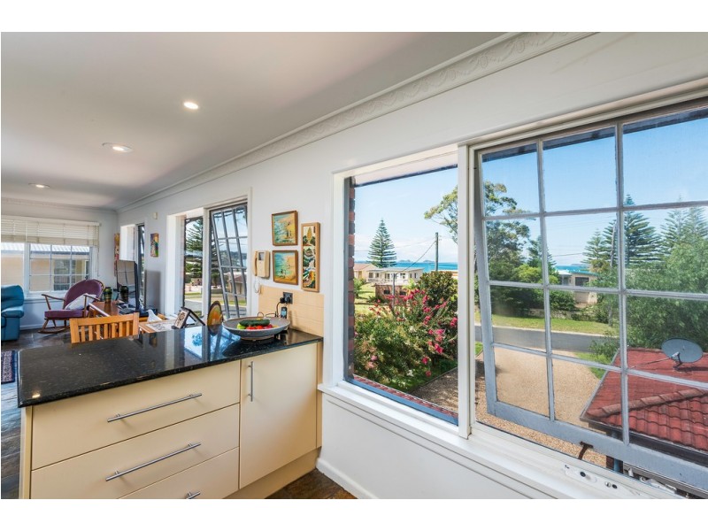 25 Sandy Place, Long Beach NSW 2536