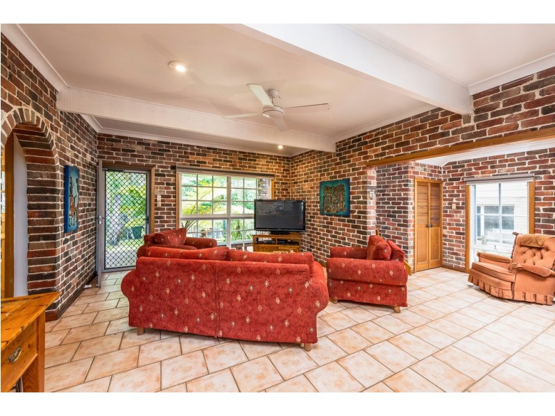 25 Sandy Place, Long Beach NSW 2536