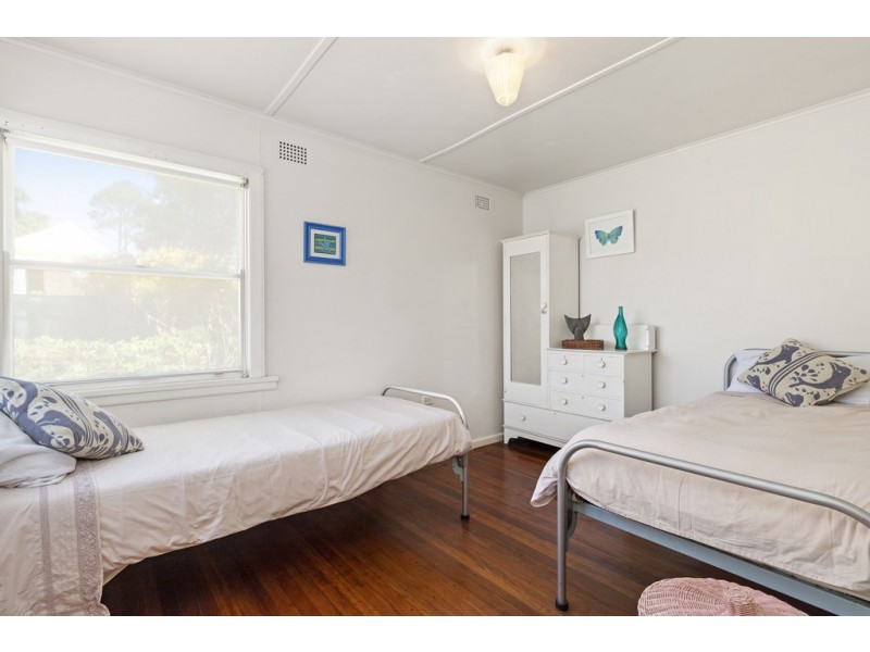 144 Annetts Parade, Mossy Point NSW 2537