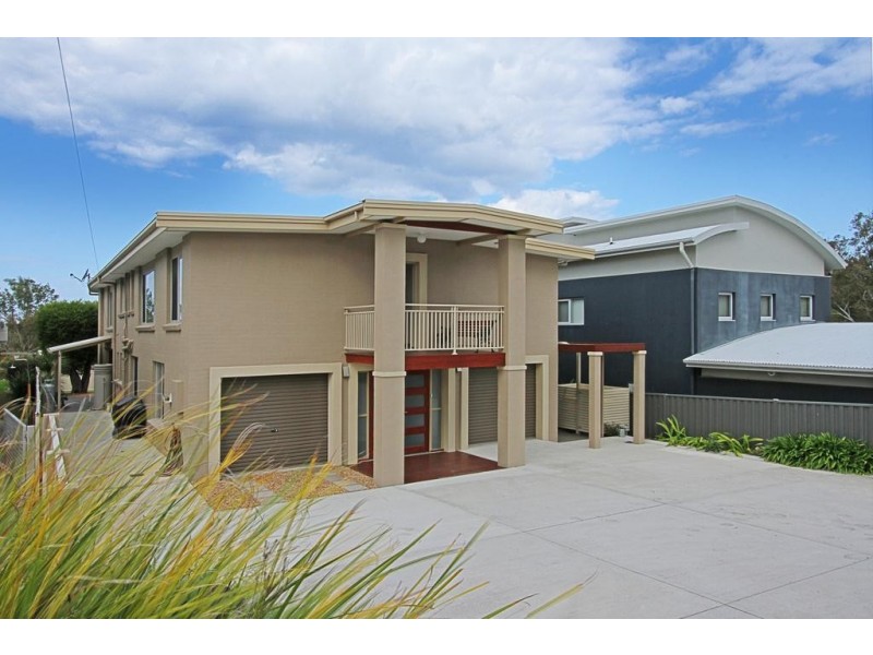 2/257 Beach Road, Denhams Beach NSW 2536