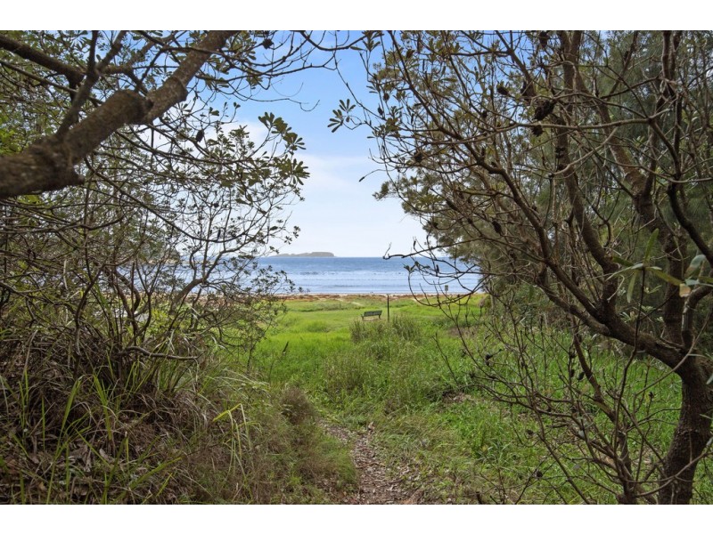 4/2C Graydon Avenue, Denhams Beach NSW 2536
