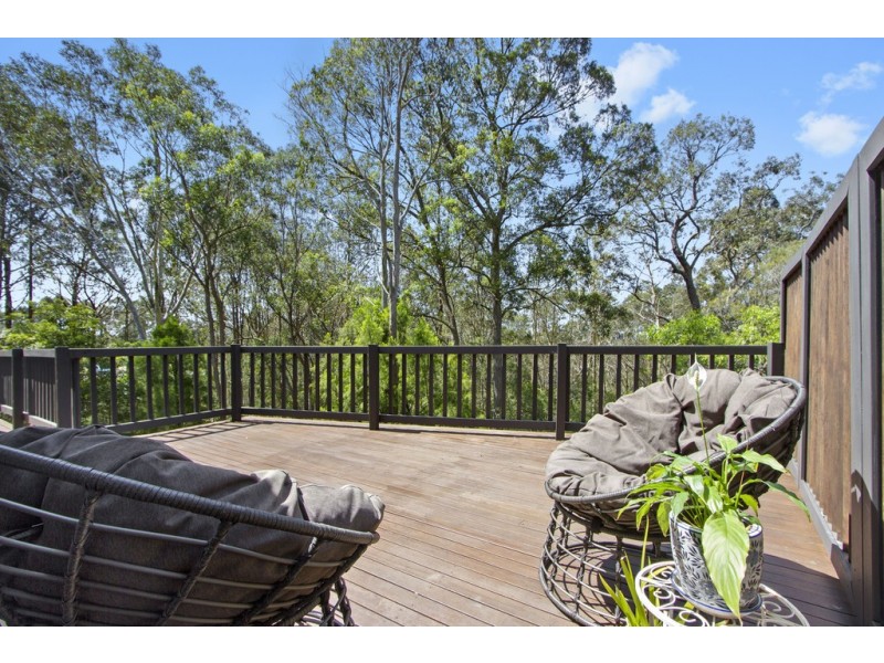 4 Crest Crescent, Moruya Heads NSW 2537