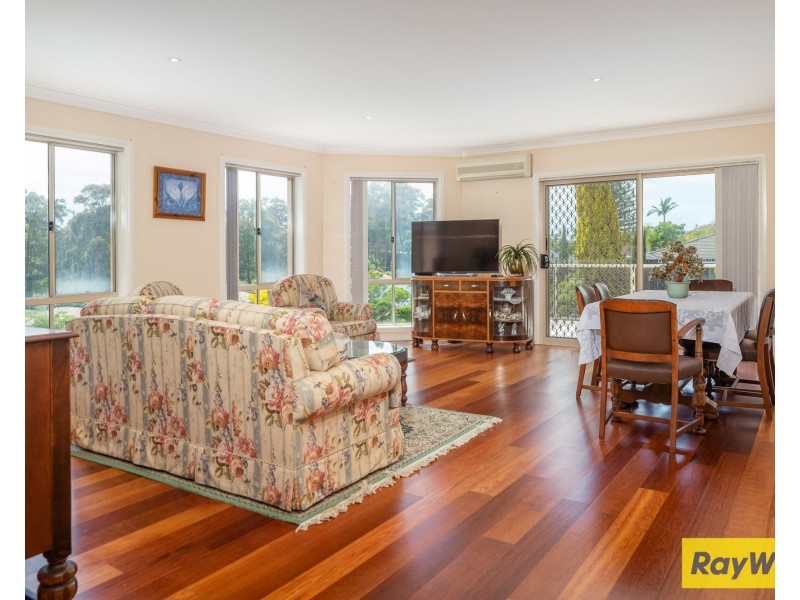 1 Lawson Place, Sunshine Bay NSW 2536