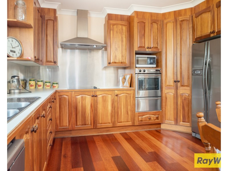 1 Lawson Place, Sunshine Bay NSW 2536