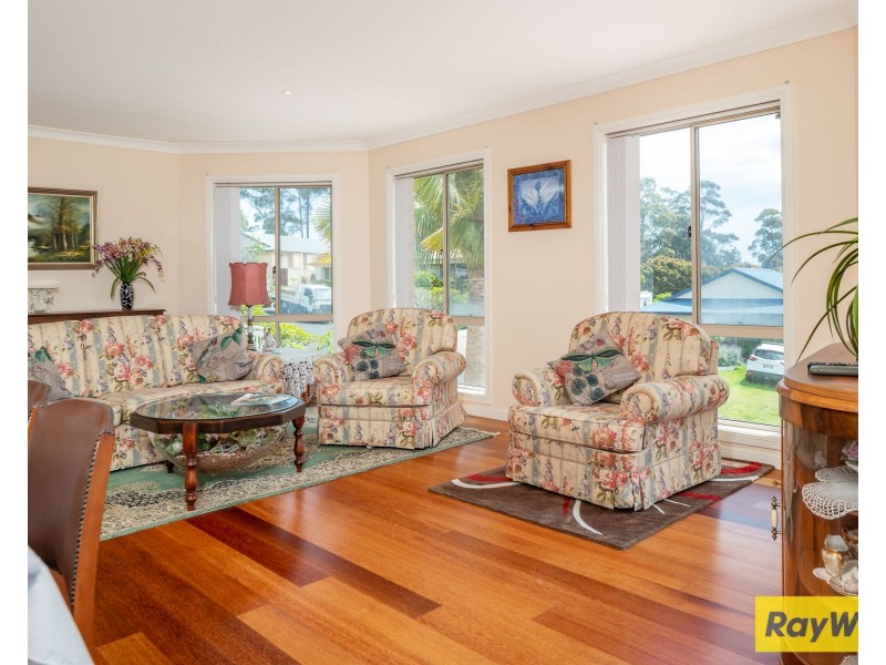 1 Lawson Place, Sunshine Bay NSW 2536