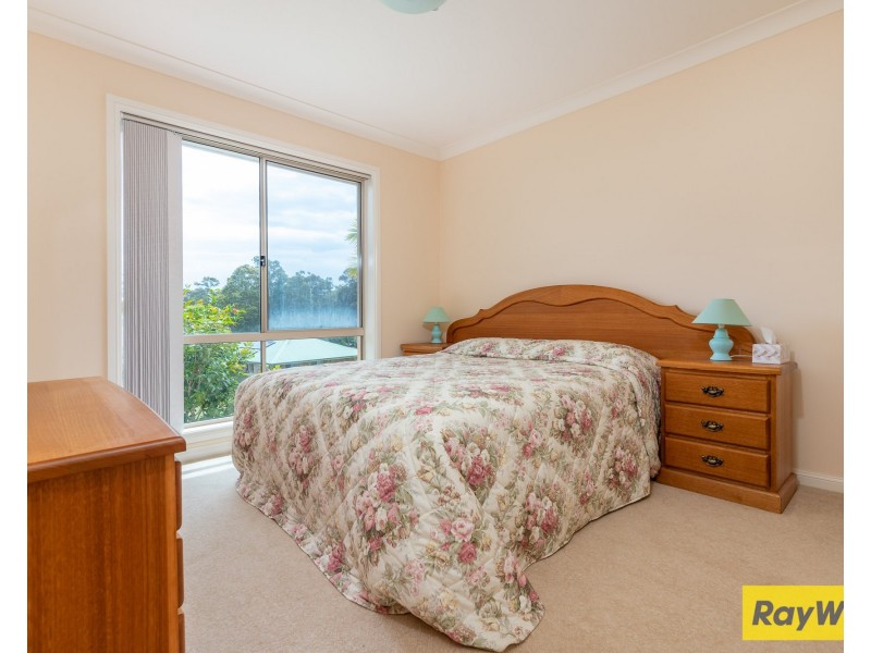 1 Lawson Place, Sunshine Bay NSW 2536