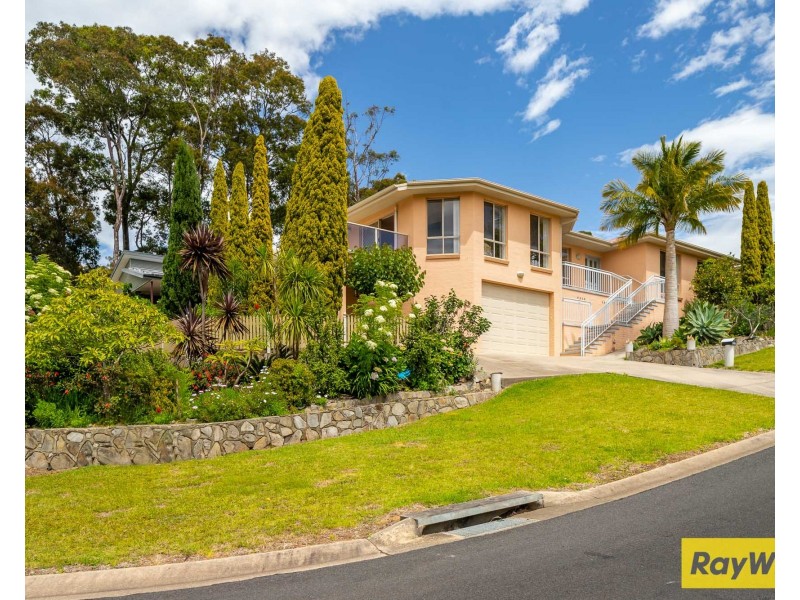 1 Lawson Place, Sunshine Bay NSW 2536