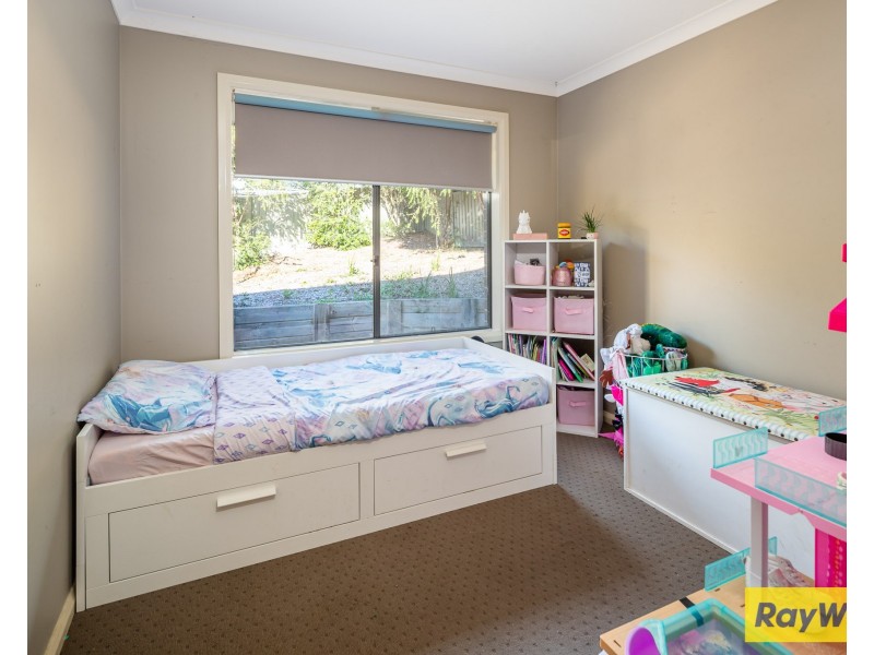 4 Bowerbird Place, Malua Bay NSW 2536