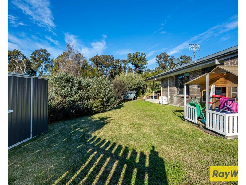 4 Bowerbird Place, Malua Bay NSW 2536